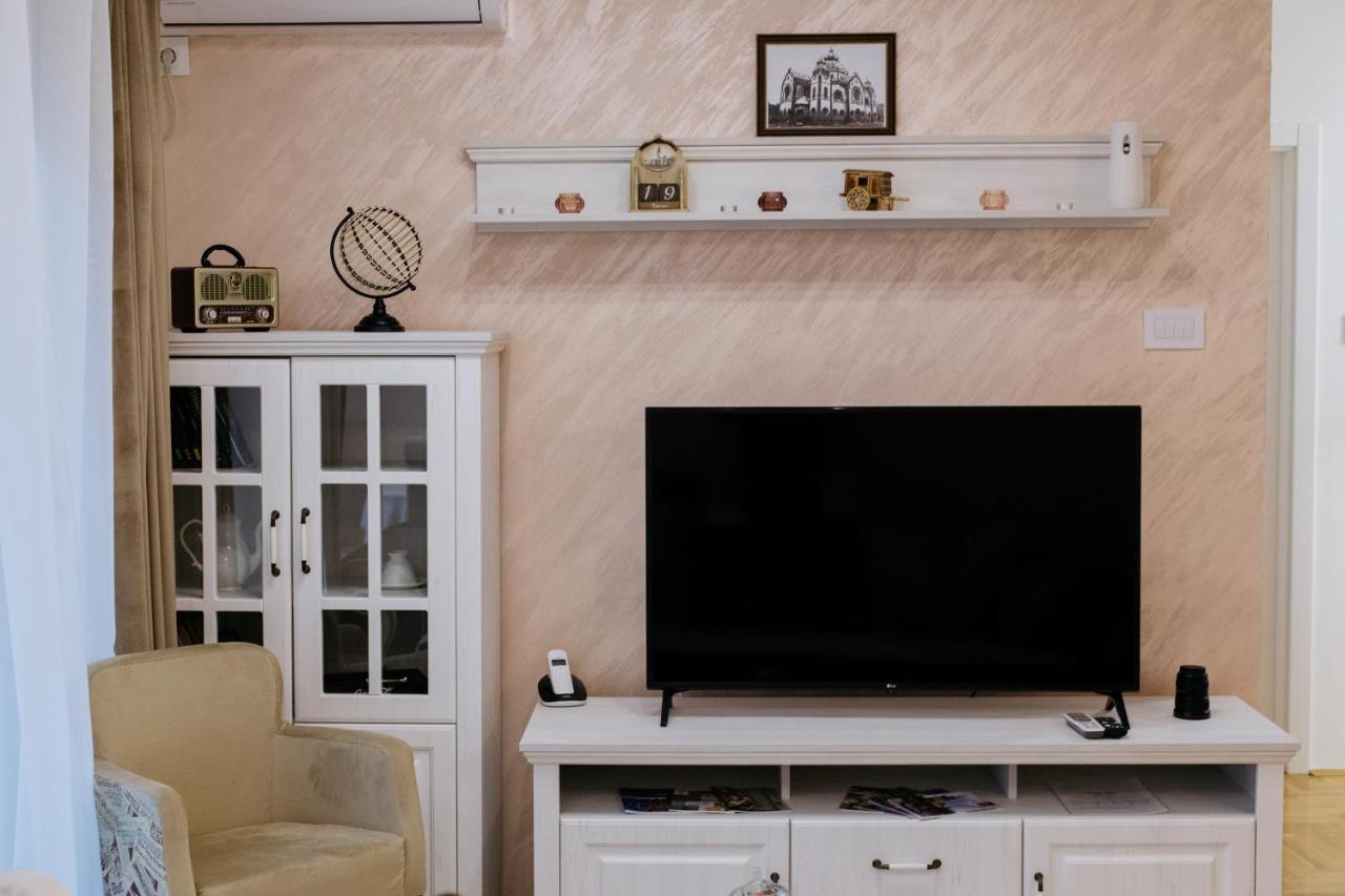 Apartman Kristina 4* Subotica Exteriér fotografie